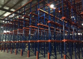 芜湖货架-某个化妆品公司贯通货架